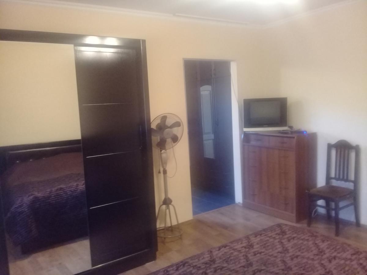 Guest House Gikacha Tbilisi Exterior foto